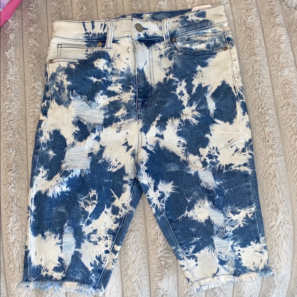 💋 Juniors NOBO shorts white & blue tie-dye brand new size tag still on them